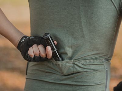 Превью  Велонасос TOPEAK RaceRocket Mini для шин портативный, 8 атм. (120 psi) Black (TRR-M1B)