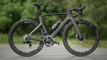 Обзор нового шоссейного аэробайка Scott Foil 2026