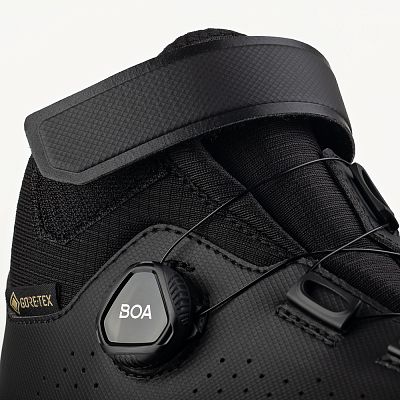 Превью  Велоботинки для кросс-кантри FIZIK Terra Artica GTX Black/Black