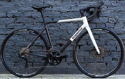 Превью Шоссейный велосипед Велосипед SUPERIOR RR 9.4 (2025) Matte Carbon/White
